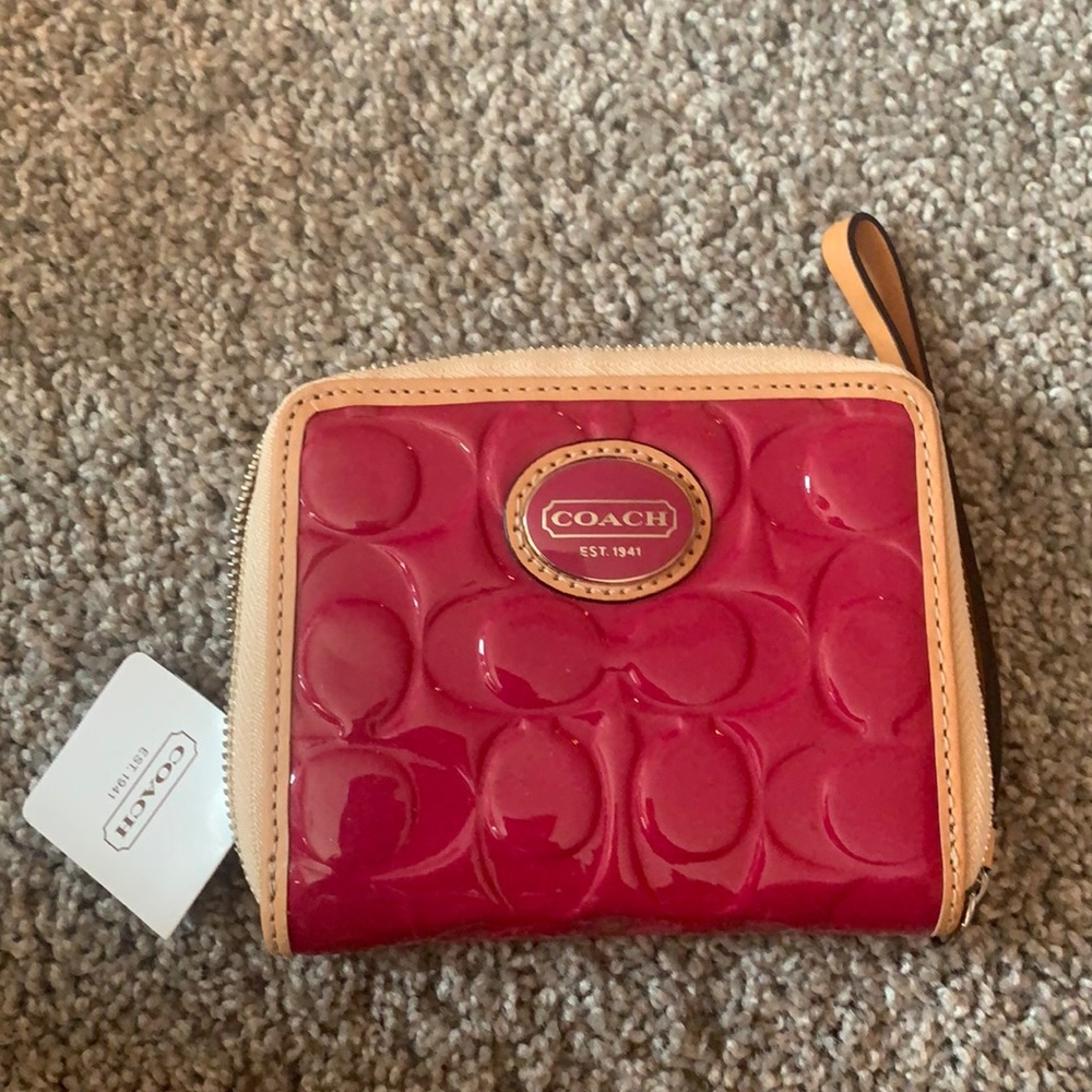 NWT pink coach wristlet